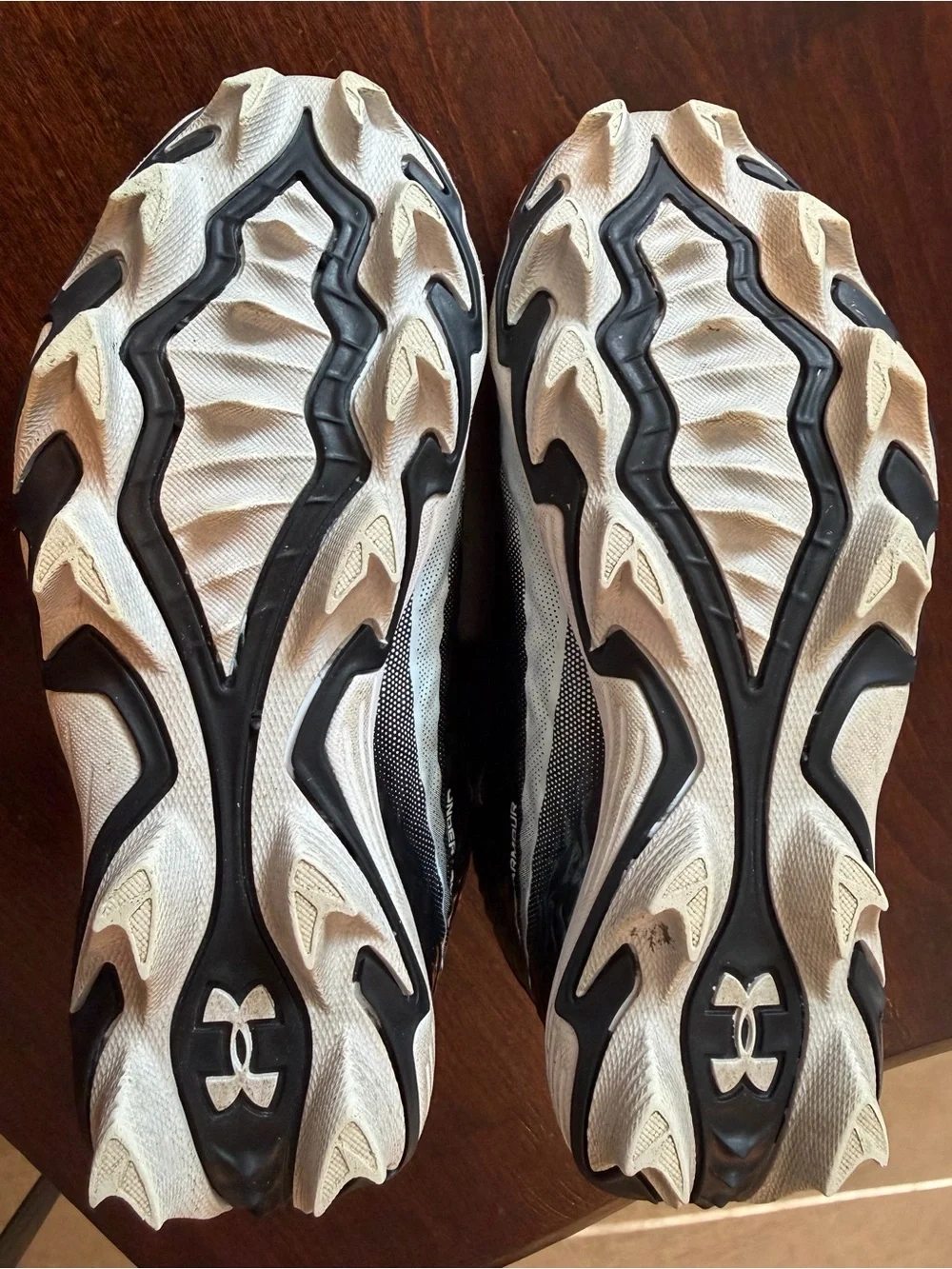 Under Armour Kids' Black and Gray Cleats Size 2